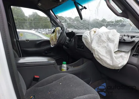 2001 Ford Expedition Xlt из США, поврежденный, VIN 1FMRU15LX1LB70821